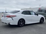 Used 2018 Toyota Camry SE image 4