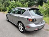 Used 2005 MAZDA MAZDA3 s w/ Moonroof & 6-CD Pkg image 3
