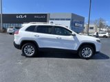 Used 2019 Jeep Cherokee Latitude w/ Cold Weather Group image 4