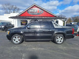 Used 2009 Chevrolet Avalanche LS image 3