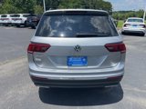 Used 2020 Volkswagen Tiguan SE image 6
