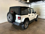 Used 2018 Jeep Wrangler Unlimited Sahara image 6