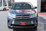 Certified 2018 Toyota Highlander AWD V6 image 2