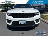 Used 2023 Jeep Grand Cherokee Altitude image 3