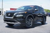 Used 2023 Nissan Rogue S image 2