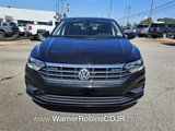 Used 2019 Volkswagen Jetta SE image 2
