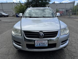 Used 2009 Volkswagen Touareg VR6 image 2