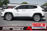 New 2025 Jeep Compass Latitude image 2