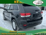 Used 2020 Jeep Grand Cherokee Laredo image 3