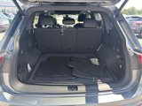 Used 2022 Volkswagen Tiguan SE R-Line image 4