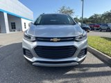 Certified 2022 Chevrolet Trax LT w/ LT Convenience Package image 2