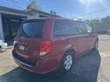 Used 2012 Dodge Grand Caravan SXT image 6