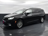 Used 2022 Chrysler Pacifica Touring-L image 2