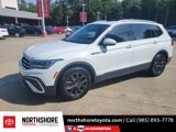 Used 2022 Volkswagen Tiguan SE image 1