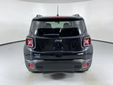 Used 2018 Jeep Renegade Latitude image 6
