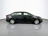 Used 2022 Toyota Corolla LE image 4