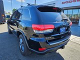 Used 2017 Jeep Grand Cherokee Limited w/ Luxury Group II image 3