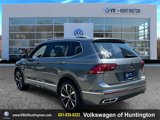 Certified 2022 Volkswagen Tiguan SEL R-Line image 6