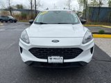 Used 2022 Ford Escape SE w/ SE Sport Appearance Package image 2