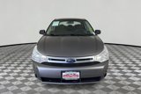 Used 2009 Ford Focus SE image 2