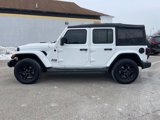 Used 2021 Jeep Wrangler Unlimited Sahara image 2