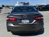 Used 2020 Toyota Camry LE image 4