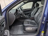 Certified 2024 Porsche Macan image 5