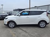 Used 2023 Kia Soul LX image 4