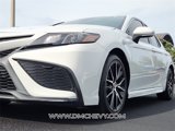 Used 2022 Toyota Camry SE image 2