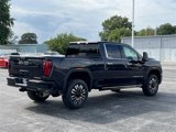New 2024 GMC Sierra 3500 Denali Ultimate image 5