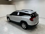 Used 2022 GMC Terrain SLE w/ Driver Convenience Package image 4