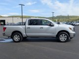 Used 2018 Nissan Titan SV image 2