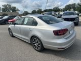 Used 2016 Volkswagen Jetta SE image 6