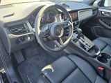 Used 2025 Porsche Macan image 4