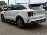 Used 2022 Kia Sorento EX w/ Panoramic Sunroof Package image 5