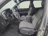 Used 2017 Toyota Tacoma TRD Sport image 6