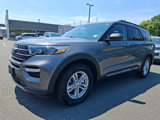 Certified 2022 Ford Explorer XLT w/ Equipment Group 202A image 5