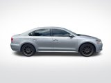 Used 2012 Volkswagen Passat 3.6 SE image 4