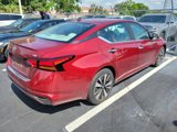 Used 2021 Nissan Altima 2.5 SV image 3