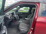 Used 2022 Chevrolet TrailBlazer RS w/ Technology Package image 2