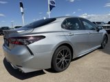 Used 2023 Toyota Camry SE image 4