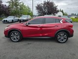 Used 2018 INFINITI QX30 Premium image 4