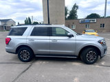 Used 2022 Ford Expedition XLT image 3