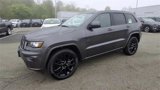 Certified 2017 Jeep Grand Cherokee Altitude image 4