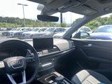 Used 2024 Audi Q5 2.0T Premium w/ Convenience Package image 3