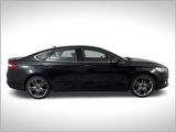 Used 2014 Ford Fusion Titanium image 2