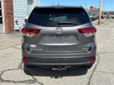 Used 2019 Toyota Highlander SE image 4