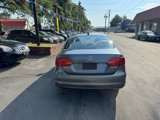 Used 2013 Volkswagen Jetta SE image 2