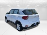 New 2025 Hyundai Venue SE image 5