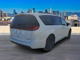 New 2025 Chrysler Pacifica Limited image 3